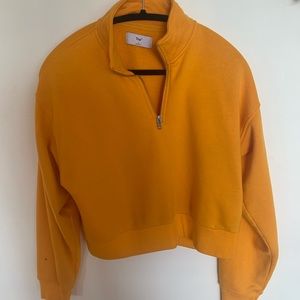 Aritzia TNA 1/4 zip sweatshirt